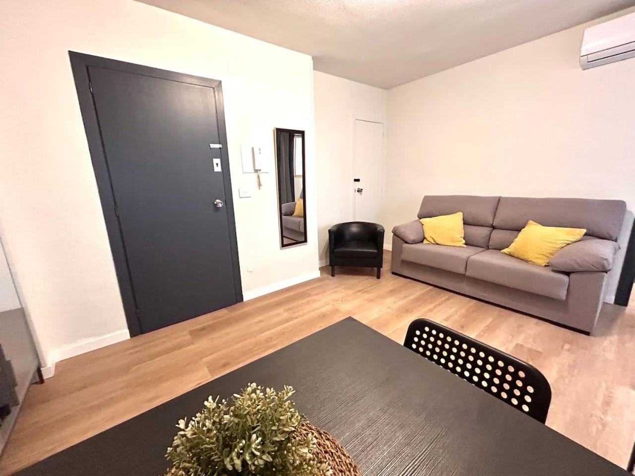 Nueva Carcel Vieja Mas Que Apartment